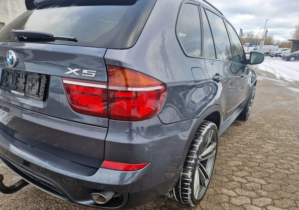 BMW X5 cena 65900 przebieg: 217000, rok produkcji 2012 z Przecław małe 497